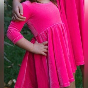 Worthy Threads Velour Hot Pink Dress size 5